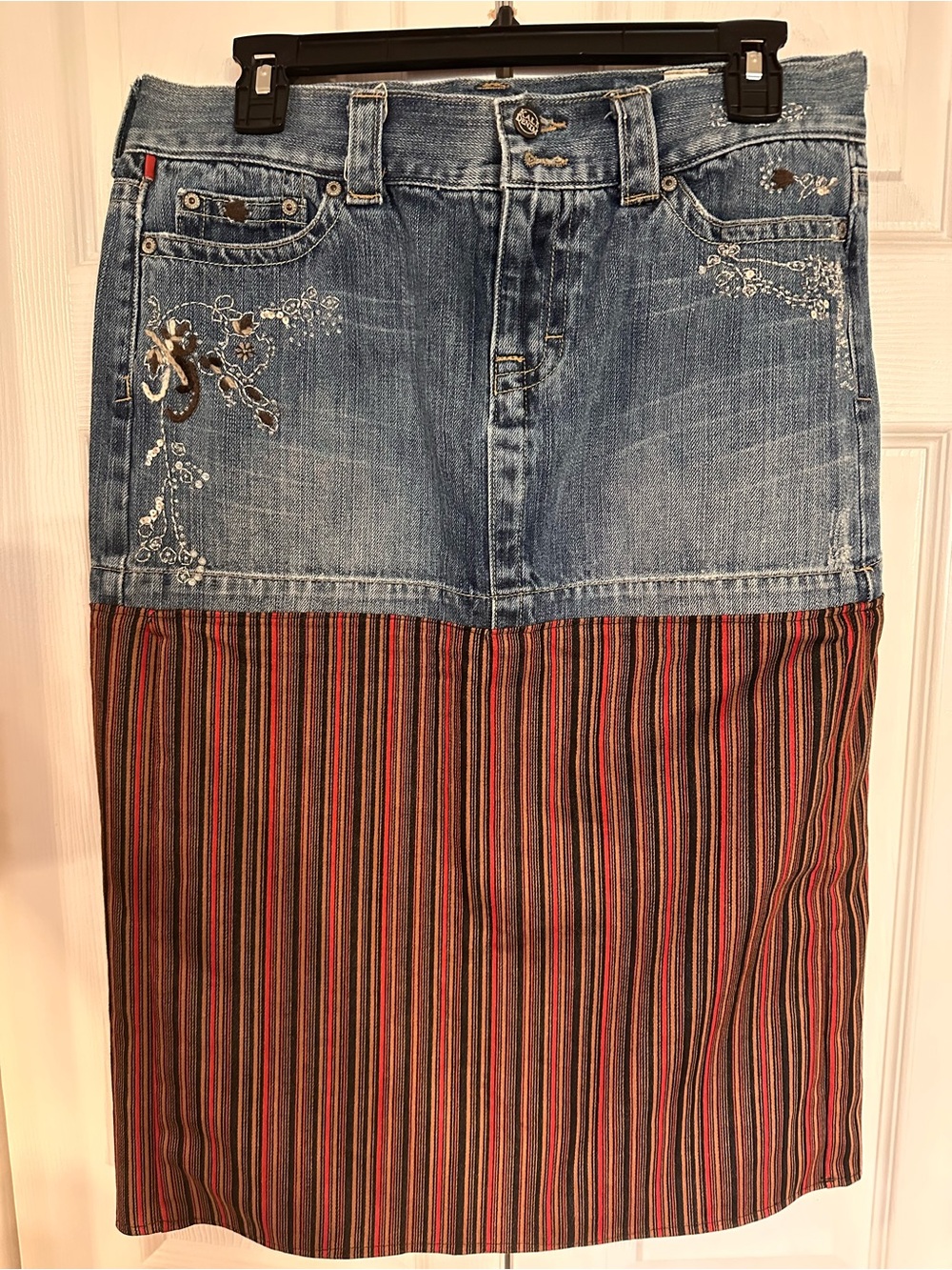 Kali Denim Embroidered Beaded Striped A-Line Long Skirt Pockets Juniors Size 11
